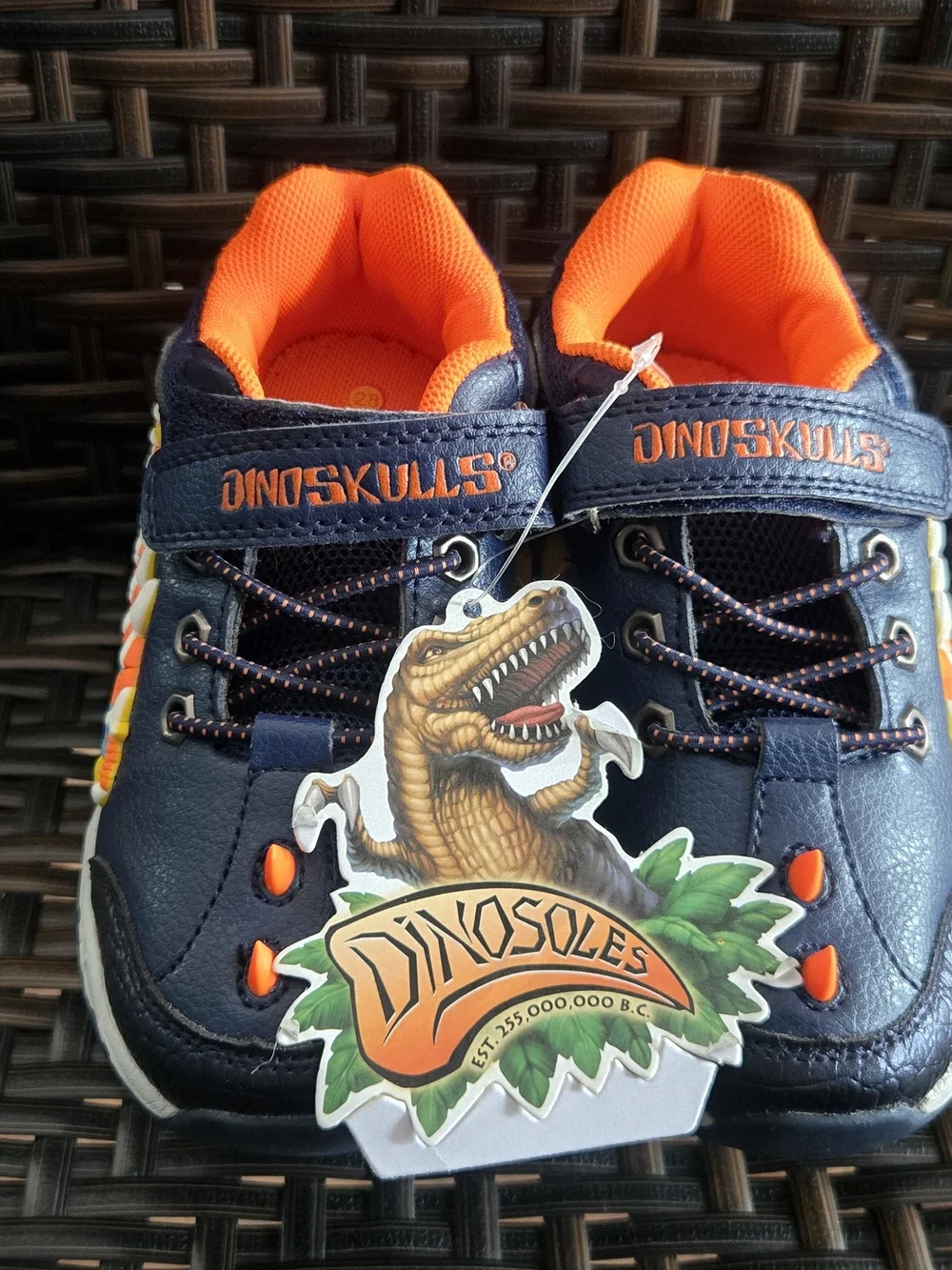 🦖Kids Navy & Orange Athletic Shoes 3D lights🦖11 Toddler
